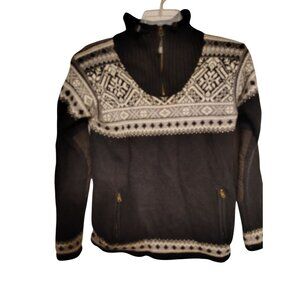 Norwear Small Wool Sweater, Snowflake Black White, Zip Pockets, 1/4 Zip Norway